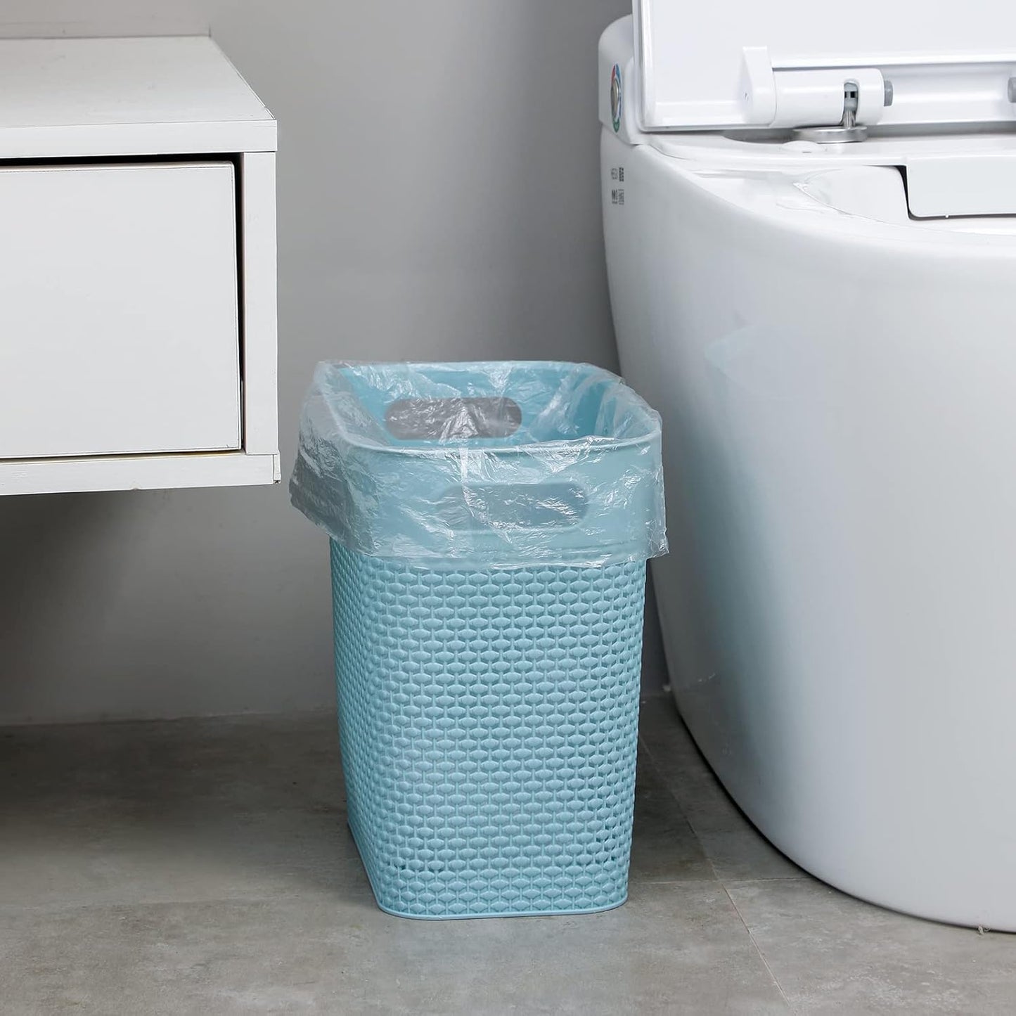 Fresh Blue - toned: Simple Plastic Trash Can, a Practical Choice for Storage