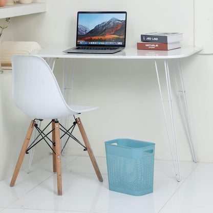 Fresh Blue - toned: Simple Plastic Trash Can, a Practical Choice for Storage